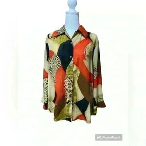 Multiple deisgn blouse button-down